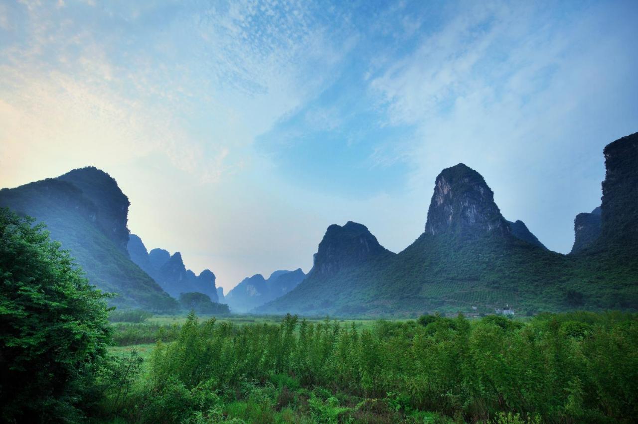 Blue Sky Hotel Yangshuo Bagian luar foto