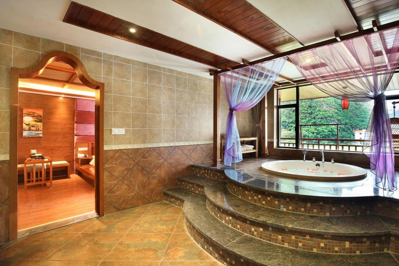Blue Sky Hotel Yangshuo Bagian luar foto
