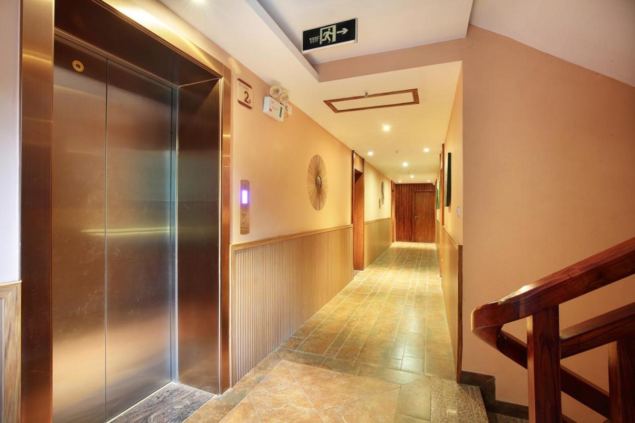 Blue Sky Hotel Yangshuo Bagian luar foto