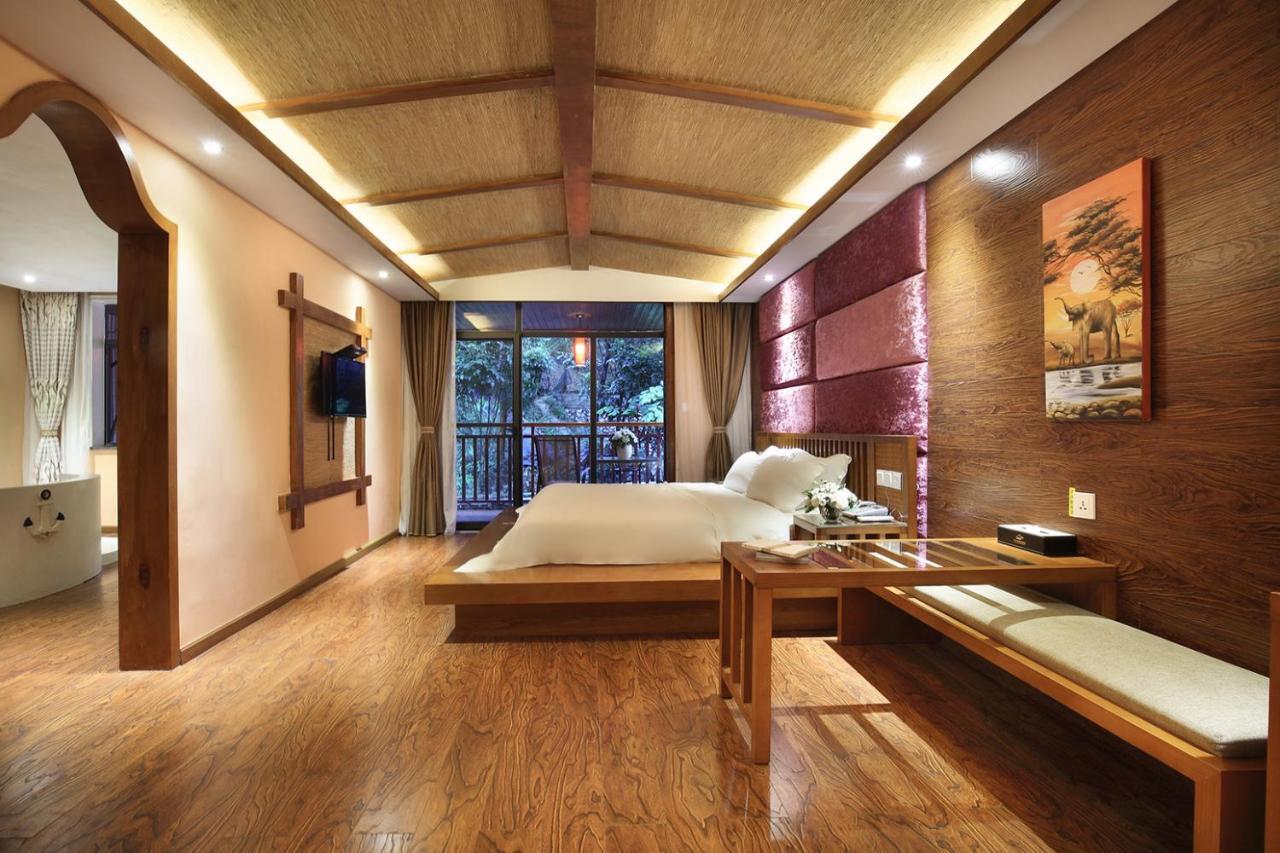 Blue Sky Hotel Yangshuo Bagian luar foto